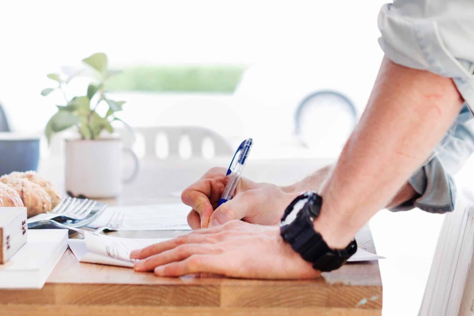 employment contract red flags